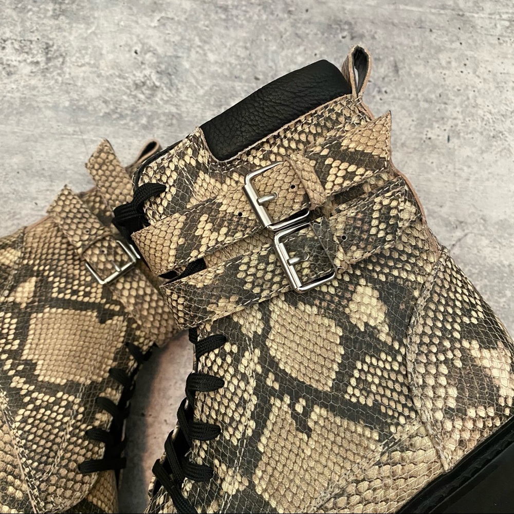 New Dolce Vita Paline Snake Boots - Picture 4 of 6